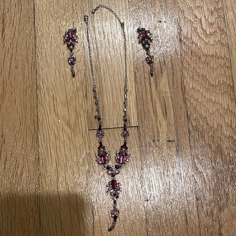 pink necklace and earring set